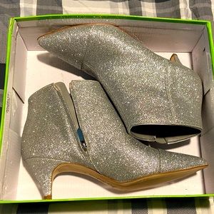 Sam Edelman Kitten heel Glitter booties